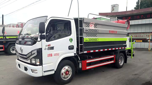 成慶汽車(chē)銷(xiāo)售為您介紹抑塵車(chē)的工作原理與車(chē)輛用途